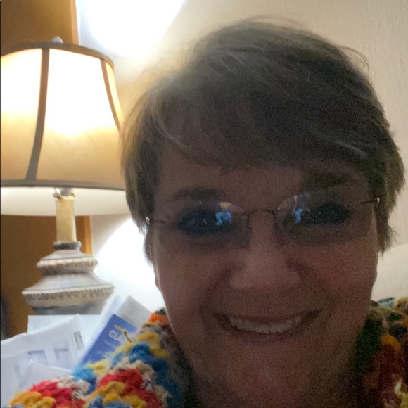 Meet your Posher, Felice - Picture 1 of 1